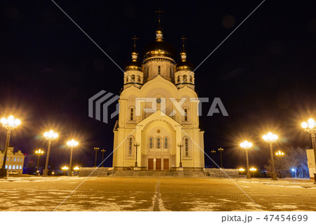 Spaso-Preobrazhensky Cathedral in Khabarovsk at night. 47454699