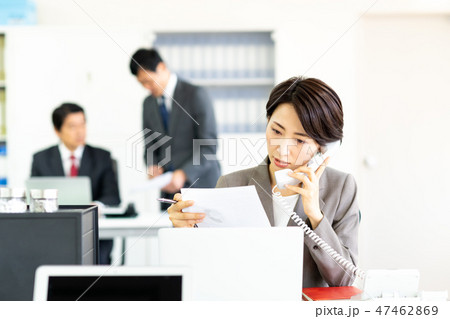 ビジネスウーマン　 47462869