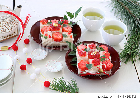 いちごオープンサンドイッチ 47479983