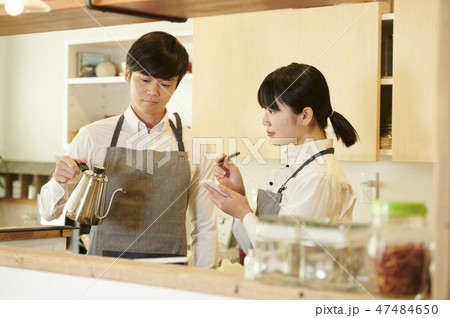 カフェ カフェ 47484650