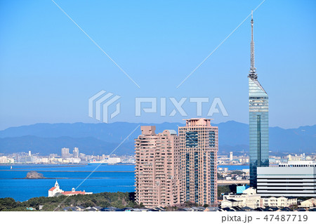 福岡タワーと福岡市の街並み 福岡タワーと福岡市の街並み 47487719