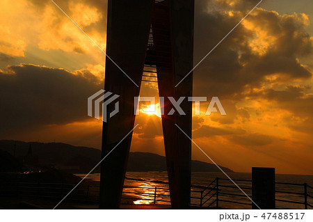 多岐の夕陽 47488517