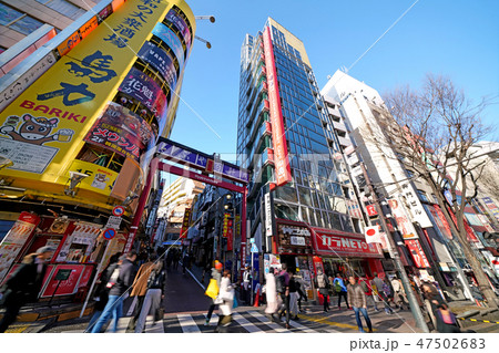 日本の東京都市景観　東京・渋谷の「しぶや百軒店」を望む 47502683