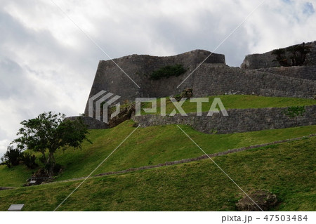 勝連城 47503484