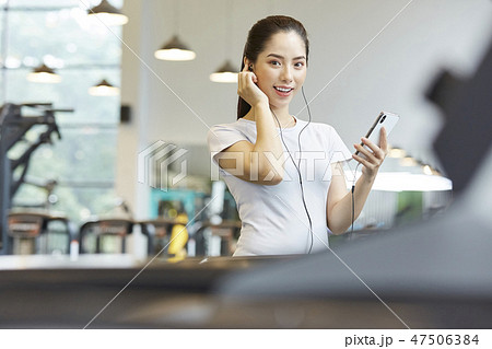 女性 フィットネスジム 女性 フィットネスジム 47506384
