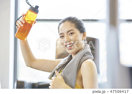 女性 フィットネスジム 女性 フィットネスジム 47506417