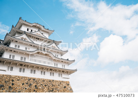 日本の 建築 雲 47510073
