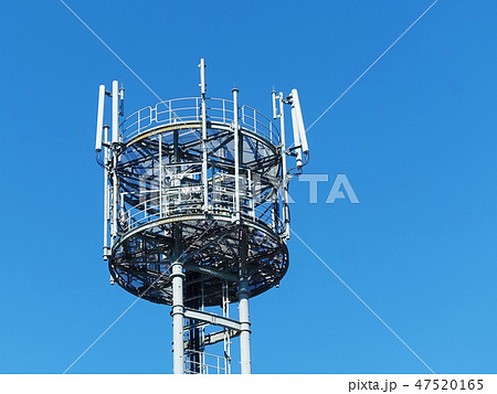 通信イメージ(電波塔:基地局) 通信イメージ(電波塔:基地局) 47520165