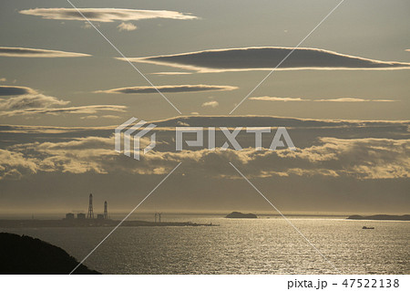 夕焼け 雲 発電所 夕焼け 雲 発電所 47522138