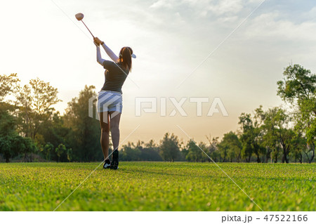 Sport Healthy. Asian sporty woman golf player Sport Healthy. Asian sporty woman golf player 47522166