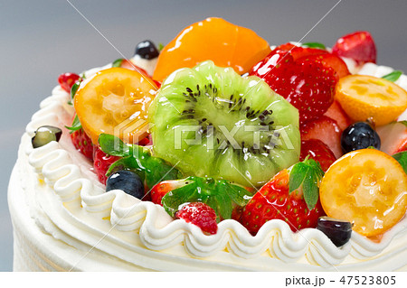 フルーツケーキのアップの写真素材