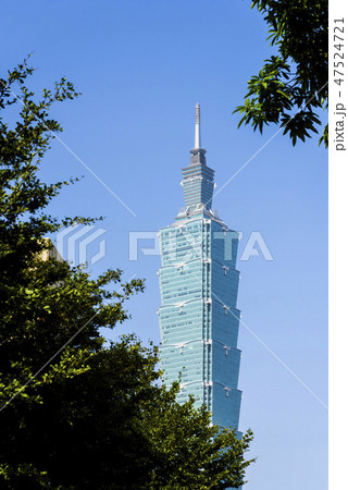 Taipei 101 Skyscraper in Taipei, TAIWAN. 47524721