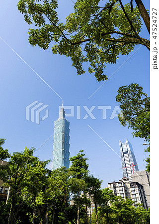 Taipei 101 Skyscraper in Taipei, TAIWAN. 47524727