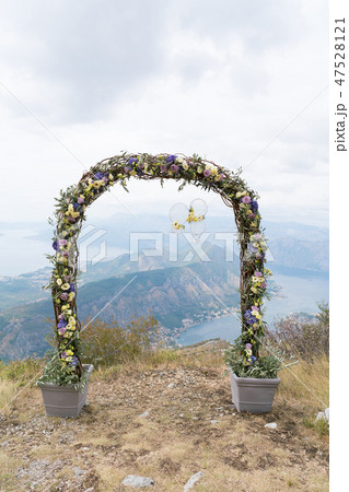 wicker wedding arch for the wedding ceremony 47528121
