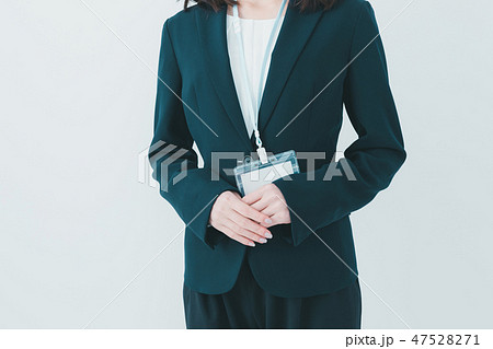 young woman 47528271