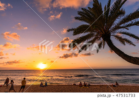 《ハワイ》オアフ島・サンセットビーチの夕暮れ 47531733