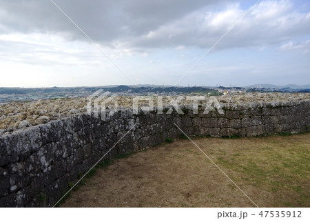 勝連城　一の郭 47535912