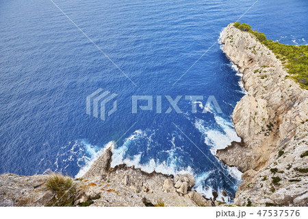 Looking down the cliff, Mallorca. 47537576