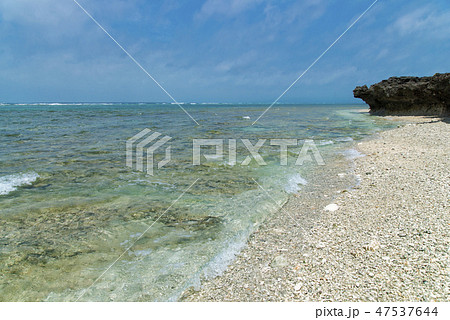 黒島のビーチ風景(沖縄県) 黒島のビーチ風景(沖縄県) 47537644