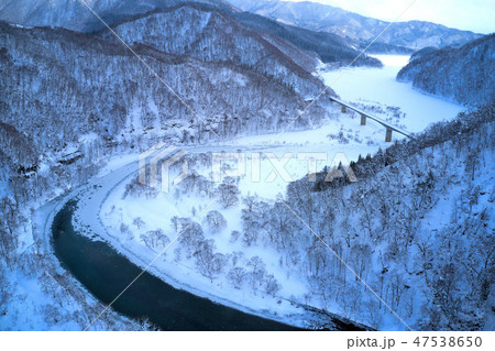 冬の秋扇湖　秋田県 47538650