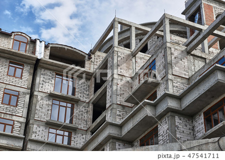 new building under construction, scaffolding new building under construction, scaffolding 47541711