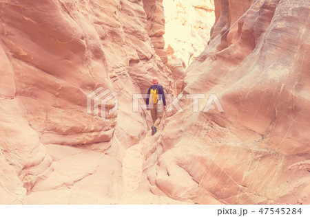 Slot canyon Slot canyon 47545284