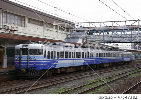 終焉近い越後線115系(柏崎駅) 終焉近い越後線115系(柏崎駅) 47547382