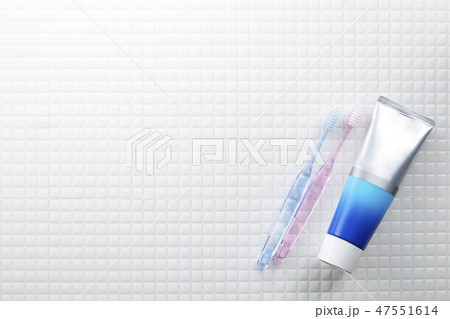 モザイクタイル-白-歯磨きイメージ-真俯瞰 モザイクタイル-白-歯磨きイメージ-真俯瞰 47551614