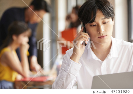ビジネス　男性 47551920