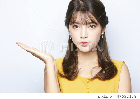 女性　ビューティー 47552138