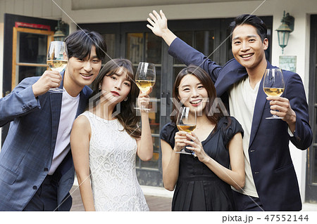 パーティー　記念　お祝い 47552144