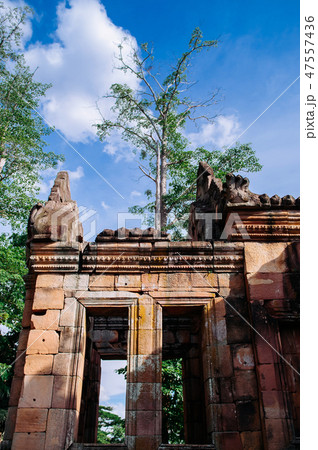 stone lintel of Prasat Muang Tam castle in Buriram stone lintel of Prasat Muang Tam castle in Buriram 47557436