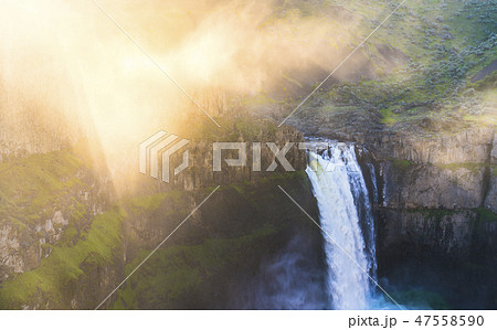 Palouse falls at sunset,Washington,usa. Palouse falls at sunset,Washington,usa. 47558590