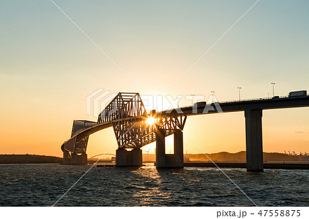 (東京都-湾岸風景)夕暮れの東京ゲートブリッジ１ 47558875