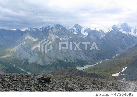 View of Lake Akkem , Altai Mountains, Russia 47564095