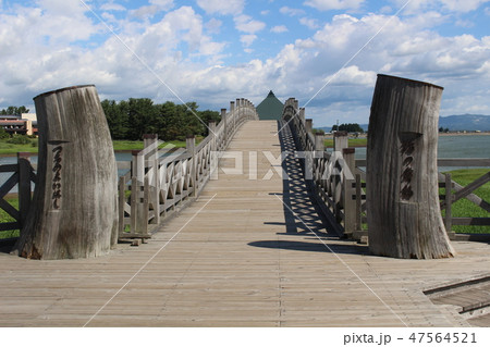 快晴の鶴の舞橋 青森県  快晴の鶴の舞橋 青森県  47564521