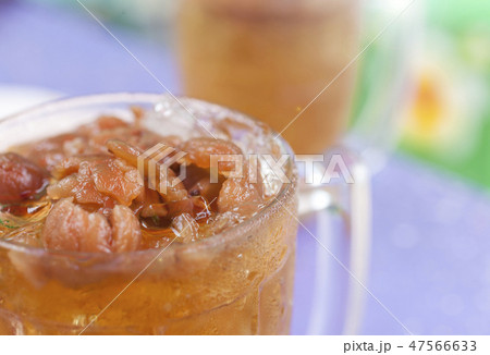 Closeup Longan juice (Nam lamyai) in glass. 47566633