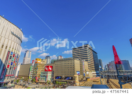 大阪　大阪駅前風景 47567441