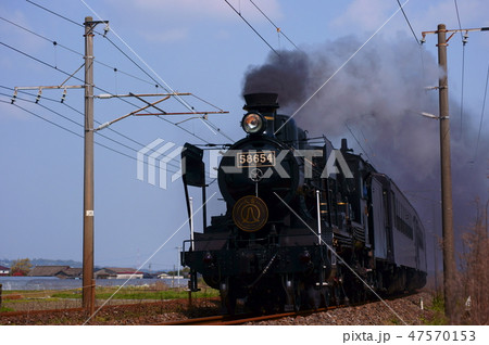 鹿児島本線を走行する8620形 SL人吉 鹿児島本線を走行する8620形 SL人吉 47570153