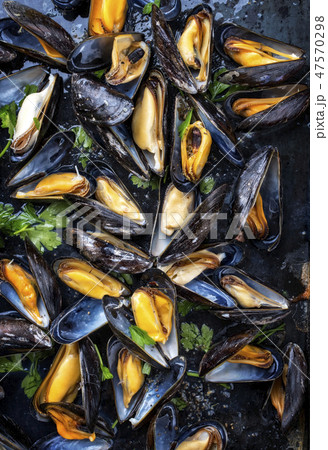 Traditional barbecue Italian blue mussel 47570298