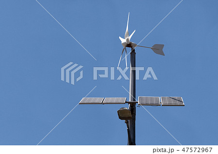 Wind and Solar Hybrid Street Light Wind and Solar Hybrid Street Light 47572967