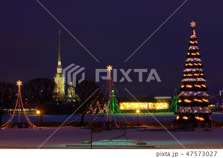 The Russian Federation, New Year's Eve street The Russian Federation, New Year's Eve street 47573027
