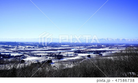 冬の十勝が丘展望台 十勝平野、日高山脈 16:9 冬の十勝が丘展望台 十勝平野、日高山脈 16:9 47586738