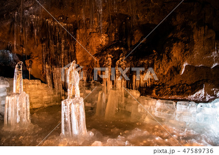富士山 富岳風穴 47589736