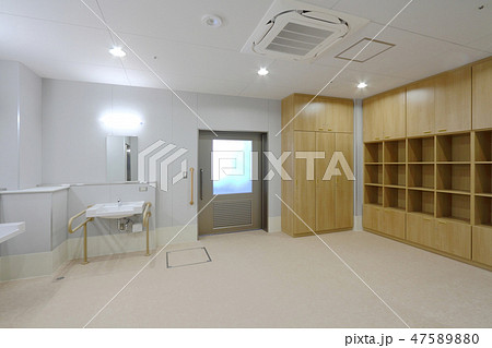 介護施設　脱衣室 47589880
