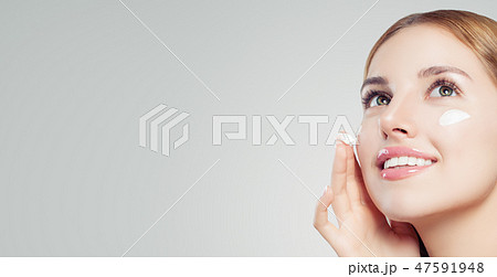 Beautiful woman face with healthy skin. Beautiful woman face with healthy skin. 47591948