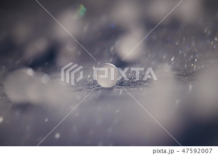 凍ったシャボン玉 47592007