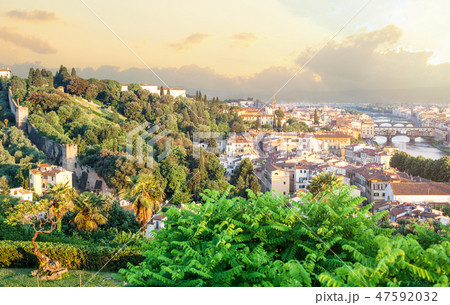 Firenze landmarks. Florence Italy Skyline Firenze landmarks. Florence Italy Skyline 47592032