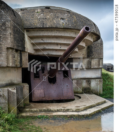 German gun battery of Longues-sur-Mer 47599018