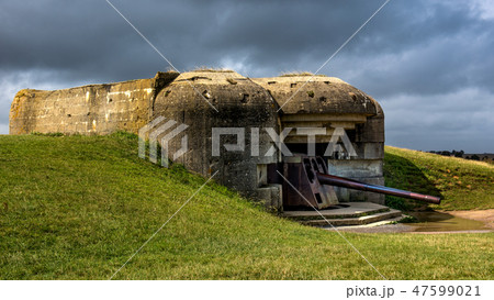 German gun battery of Longues-sur-Mer 47599021